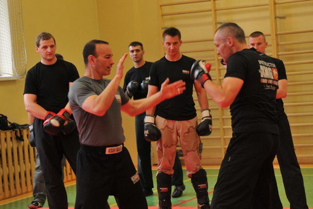 Krav Maga dla dorosłych — trening